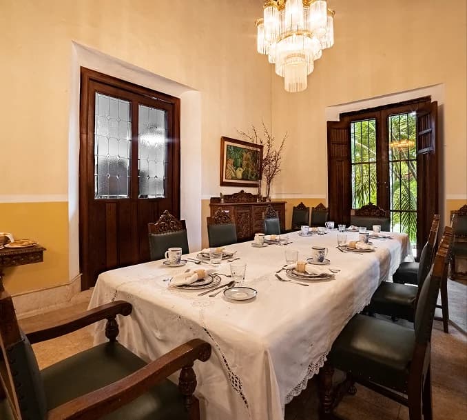 Comedor preparado para lunch y dinner en Hacienda Chuntuac